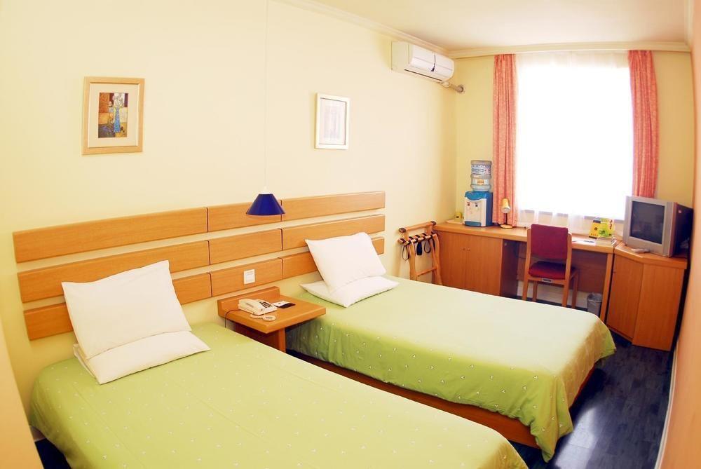 Home Inn Guangzhou Buitenkant foto